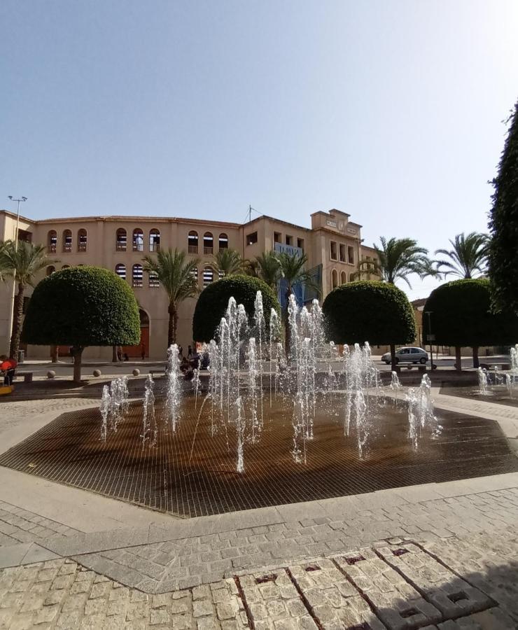 Estudio B Cerca De La Plaza De Toros Alicante Exterior foto