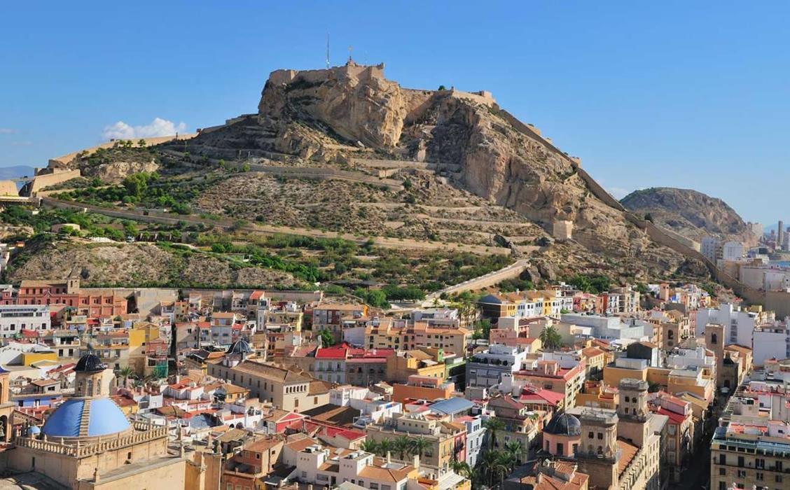 Estudio B Cerca De La Plaza De Toros Alicante Exterior foto
